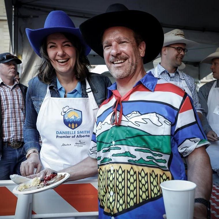 Danielle Smith dons apron for her second premier's Stampede breakfast